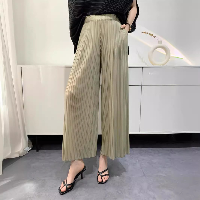 Autumn 2024 New Pleated Pants Women's Straight Wide-leg Pants Comfortable Casual Toothpick Explosive I-pleated Niche