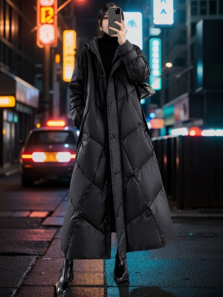 Abrigo acolchado largo talla grande para mujer 2025 — grueso, cálido, suelto y moderno, ideal para invierno image 1