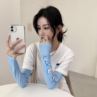 ��}����Ů�ļ�������ב����T�з����⾀�o�ֱ۱��z����͸���{ɫ