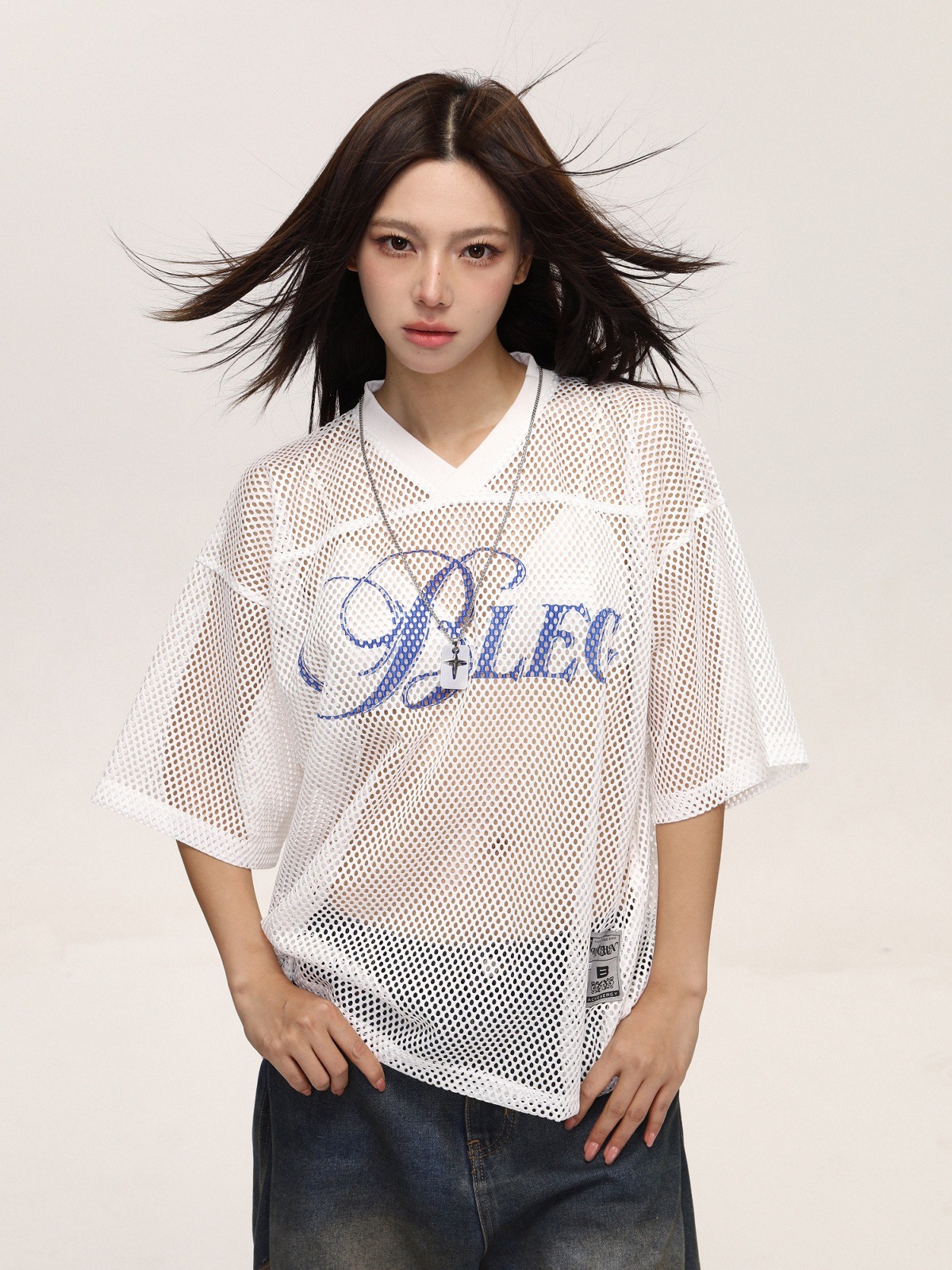 Mesh T-shirt Mit V-ausschnitt Und Buchstabenprint Unisex Sommer_voghion.com