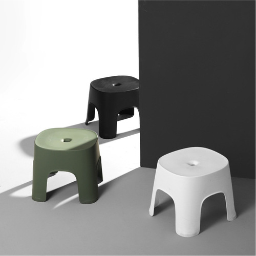 Thickened row stools, children's household bathroom stools, adult non-slip foot-stepping plastic stools, bathing low stools, porch shoe changing stools