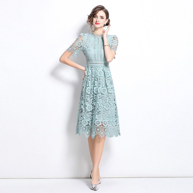 Váy liền ren hòa tan nước phong cách Pháp, cổ điển thanh lịch, thêu rỗng, dáng dài tôn dáng — Màu xanh lá