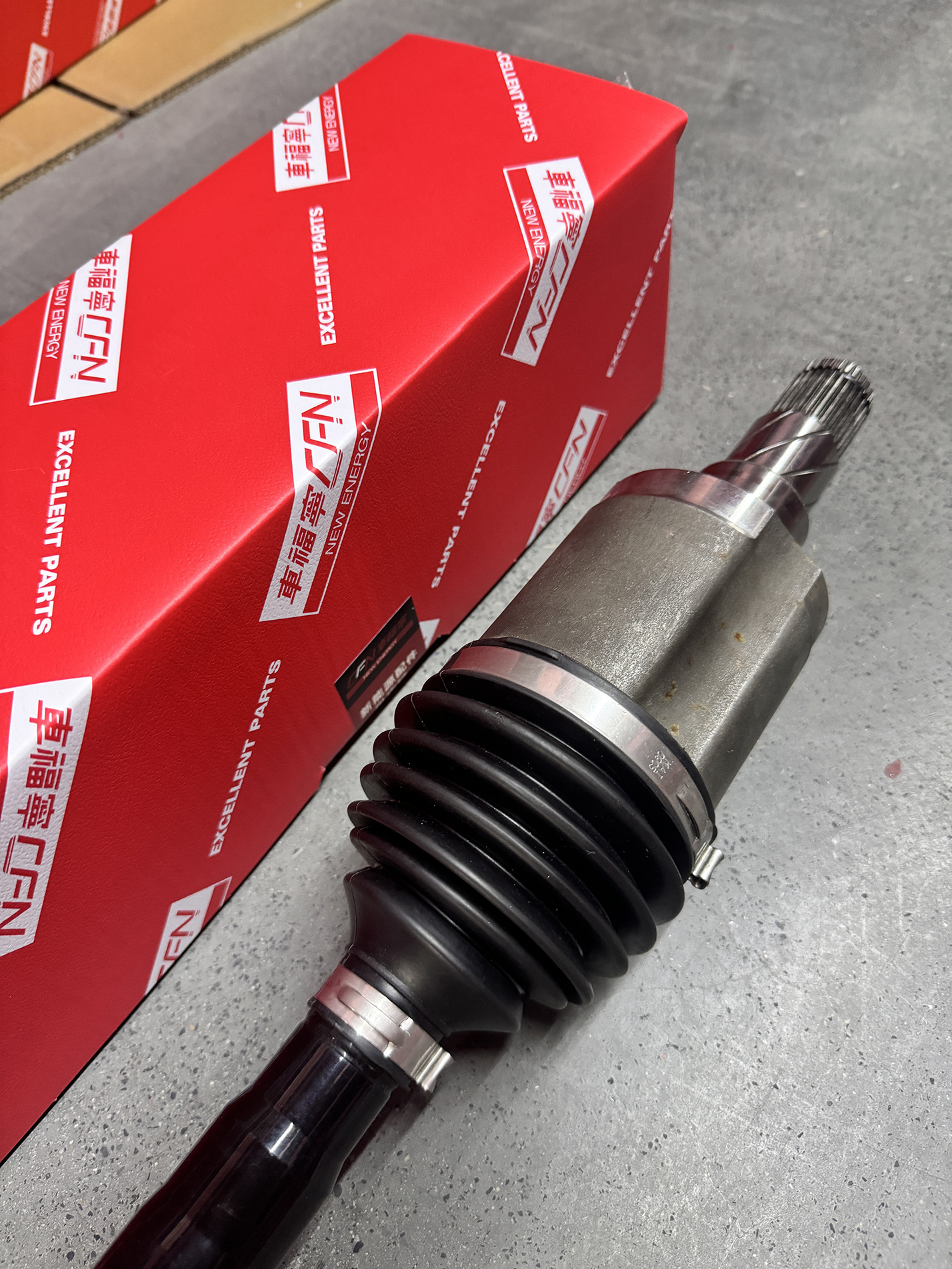 Direct shipment from warehouse: Tesla Model S/X rear wheel half-axle assembly L/R 1007719-00-C, supports mixed shipment