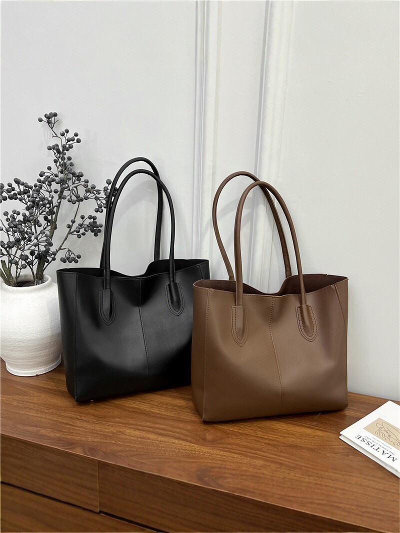 Bolso de venta caliente para mujeres 2026 nuevo bolso retrógrado para mujeres de gran capacidad de viaje bolso de hombro bolso de moda versátil image 1
