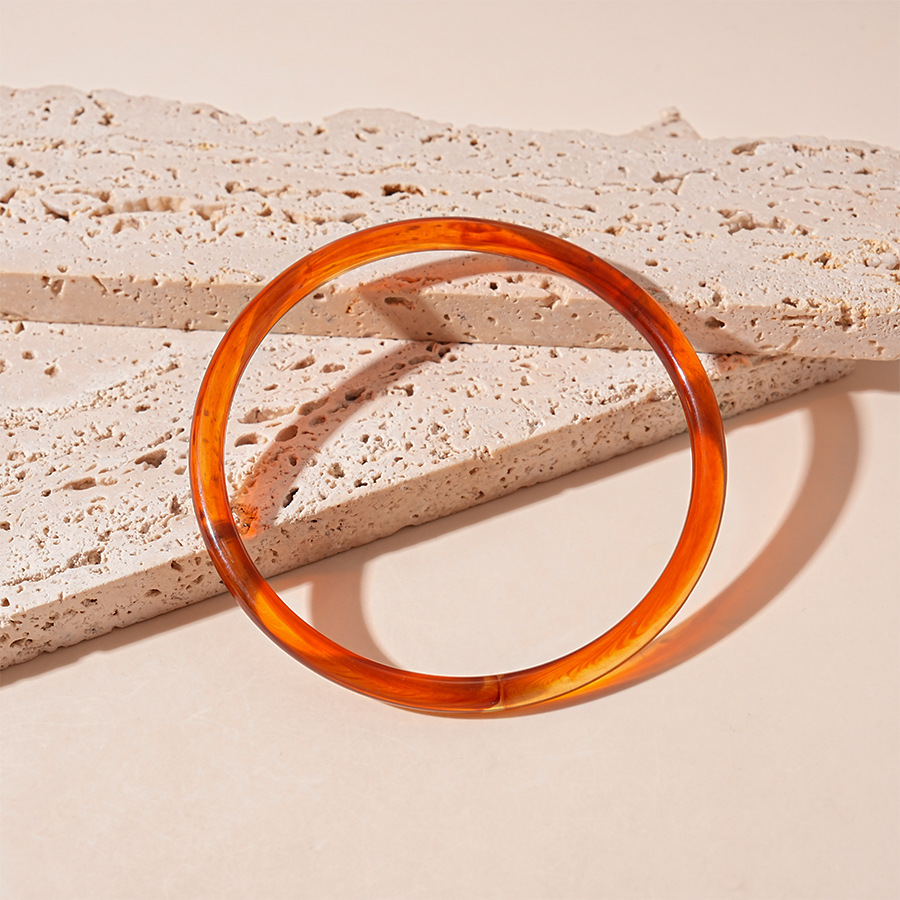 Dopamina acrílico caramelo color halo pulsera círculo personalidad nicho de moda temperamento simple de alta joyería mujer