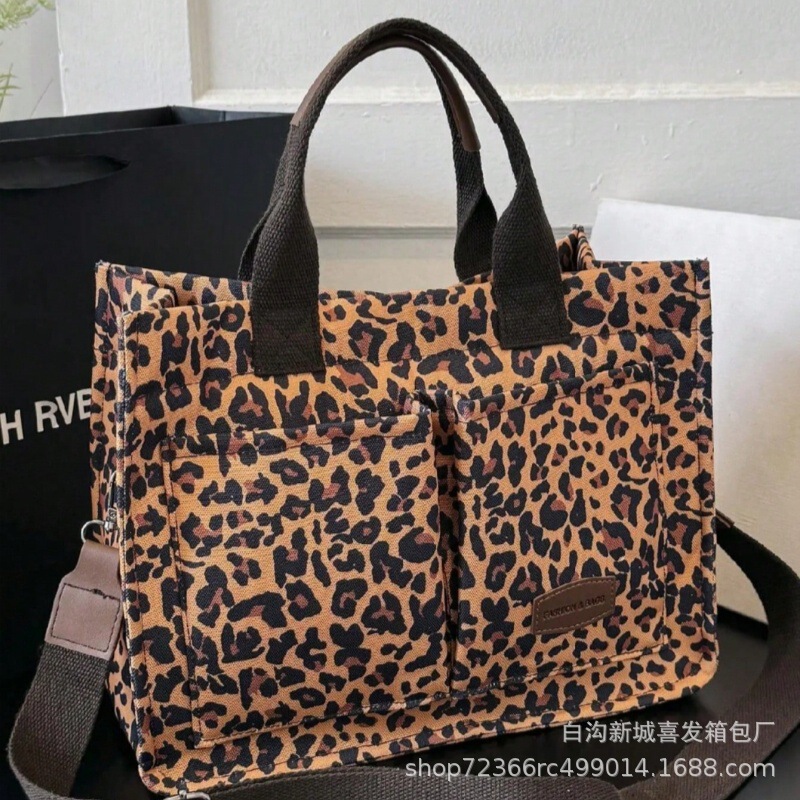 Fashionable Commuter Large Capacity Leopard Print Tote Bag for Women, New Autumn/Winter Versatile Niche Design Crossbody Bag