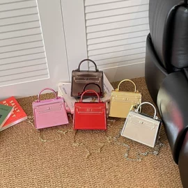 女士斜挎包;女士单肩包;女士手提包