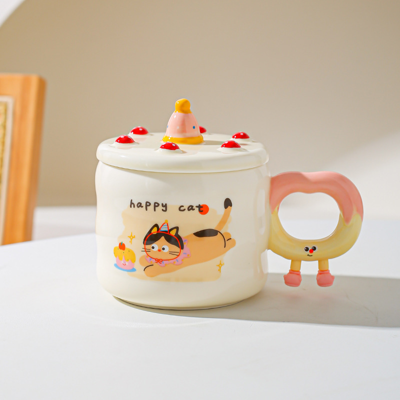 Creativo encantador de dibujos animados taza de pastel de cumpleaños taza de cerámica taza de regalo taza de café casera taza de agua taza de pareja