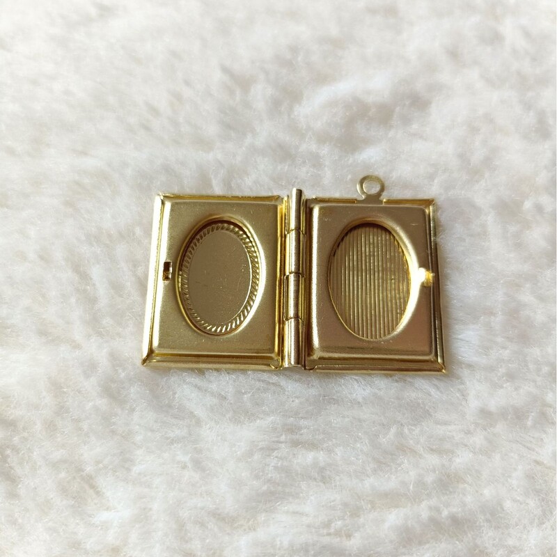 DIY 飾り高品質銅長方形ペンダントパターンブック型フォトボックスは開いて写真ペンダントを収納できます|undefined