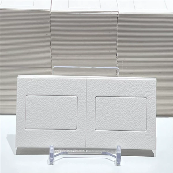 White frame al.