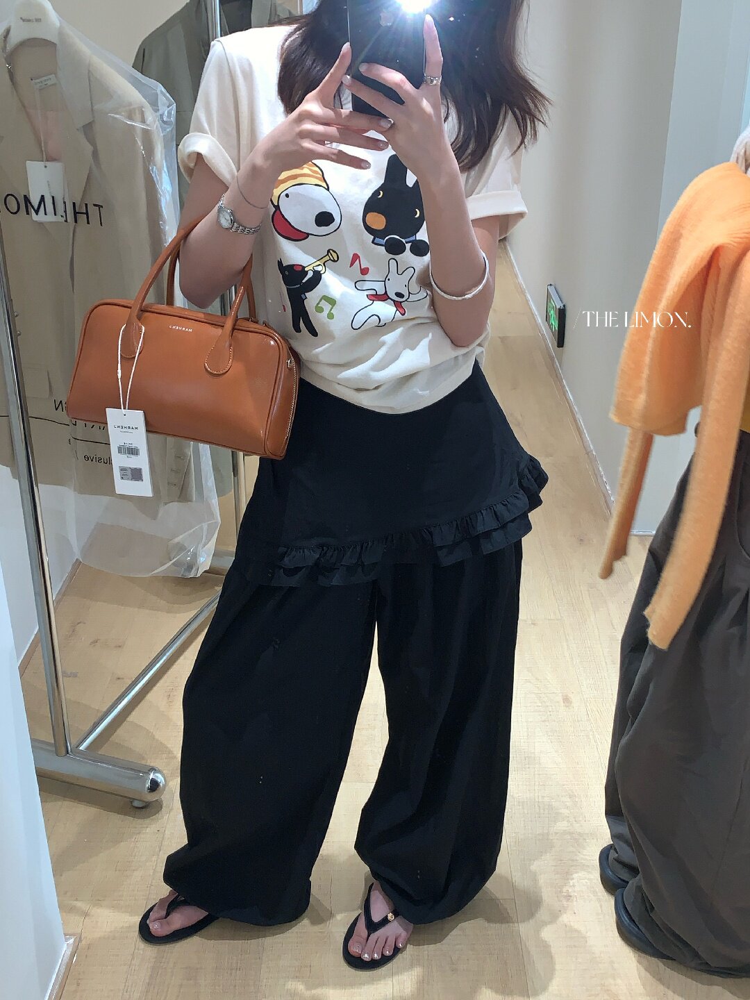 Quần culottes nữ ống rộng cạp cao, phối viền ren xếp tầng, dáng suông rộng, thanh lịch và thoải mái — màu đen, Xanh da trờicolor, màu trắng, Đá vôi chi tiết 9