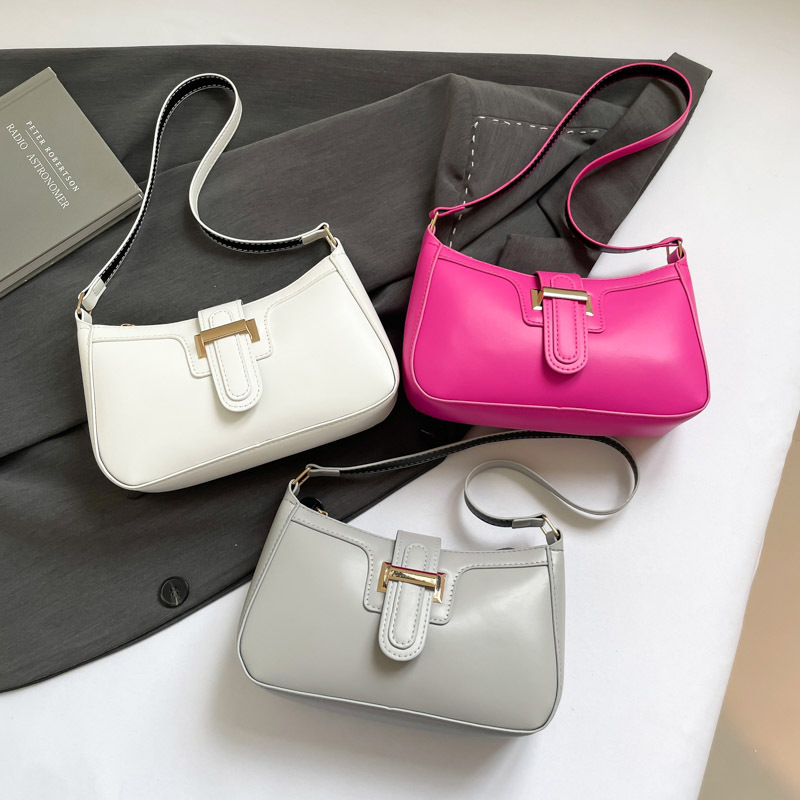 Bolso de brazo retro de alta calidad para mujeres 2025, nuevo bolso de mujer, bolso de hombro de moda, simple bolso de estilo exterior.