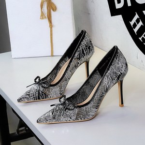 1963-12 European and American style sexy banquet lace sequin decoration bow, one foot high heels pointed single shoes