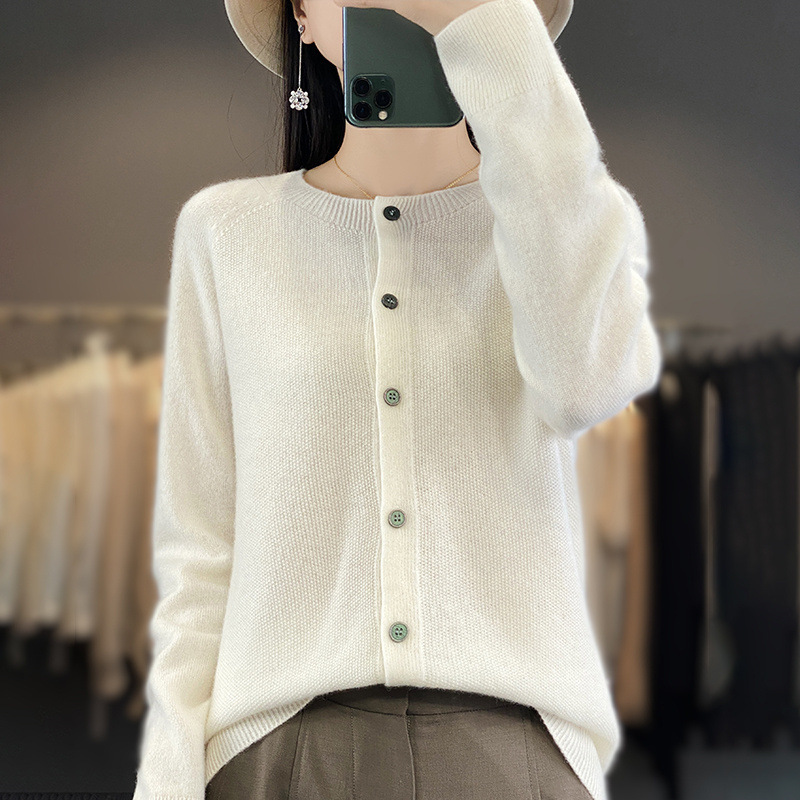 New Autumn and Winter Wool Knit Cardigan Jacket for Women, Loose Round Neck Osmanthus Stitch Sweater, Cashmere Base Layer New Autumn and Winter Wool Knit Cardigan Jacket for Women, Loose Round Neck Osmanthus Stitch Sweater, Cashmere Base Layer