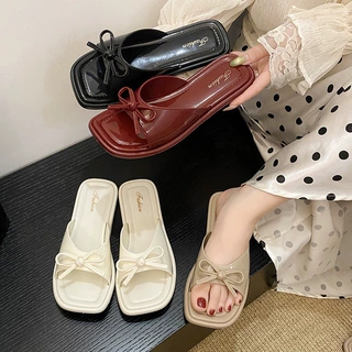 新款ins法式蝴蝶结凉拖鞋女夏外穿露趾配裙子气质平底一字凉拖女