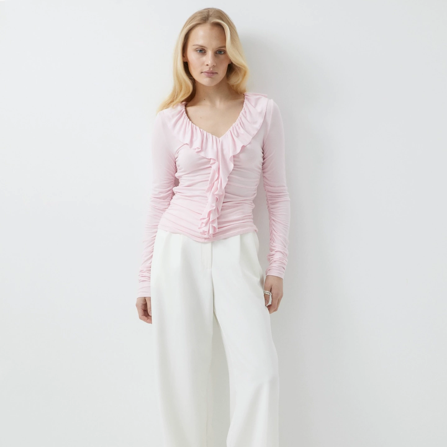 Shiffon design spring three dimensional long-sleeve, V-neckline