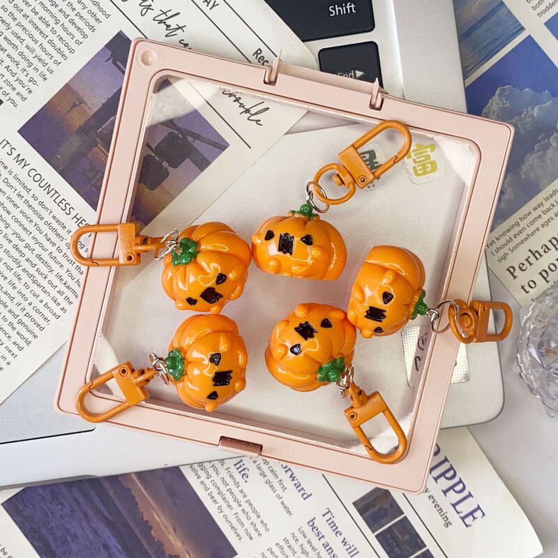 クリエイティブハロウィーンカボチャのキーホルダーかわいいカボチャ提灯ストラップ自動車バッグ吊り下げパーティープレゼント卸売り|undefined