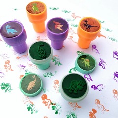 Japanese and Korean cute cartoon stamps children's fun creative diary stamps plastic dinosaur stamp toy set