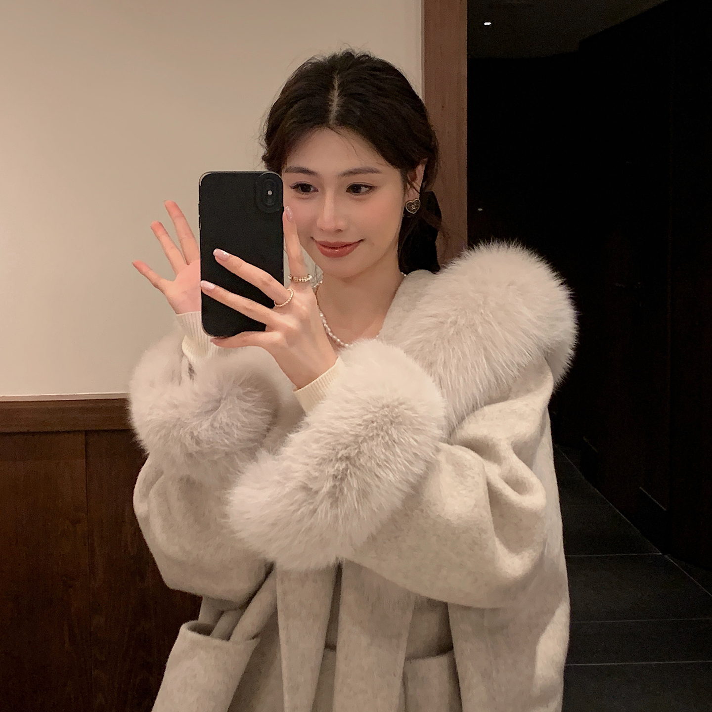 安梦忆皮草 ◆沪上千金~狐狸毛领连帽羊毛大衣外套女款2025新款冬