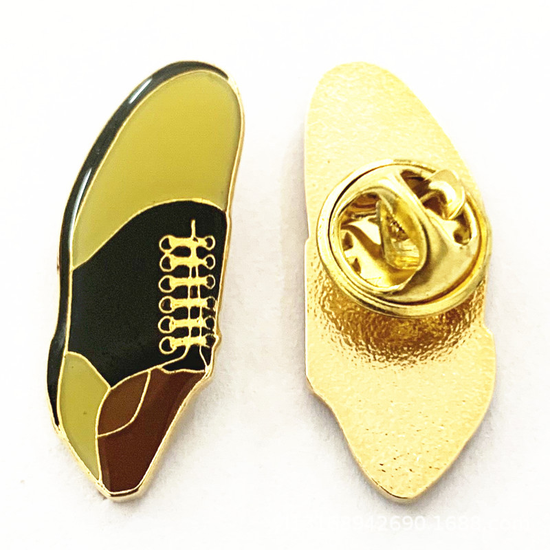 厂家销售金属徽章 锌合金珐琅徽章 黄铜胸章假珐琅金属徽章|ru