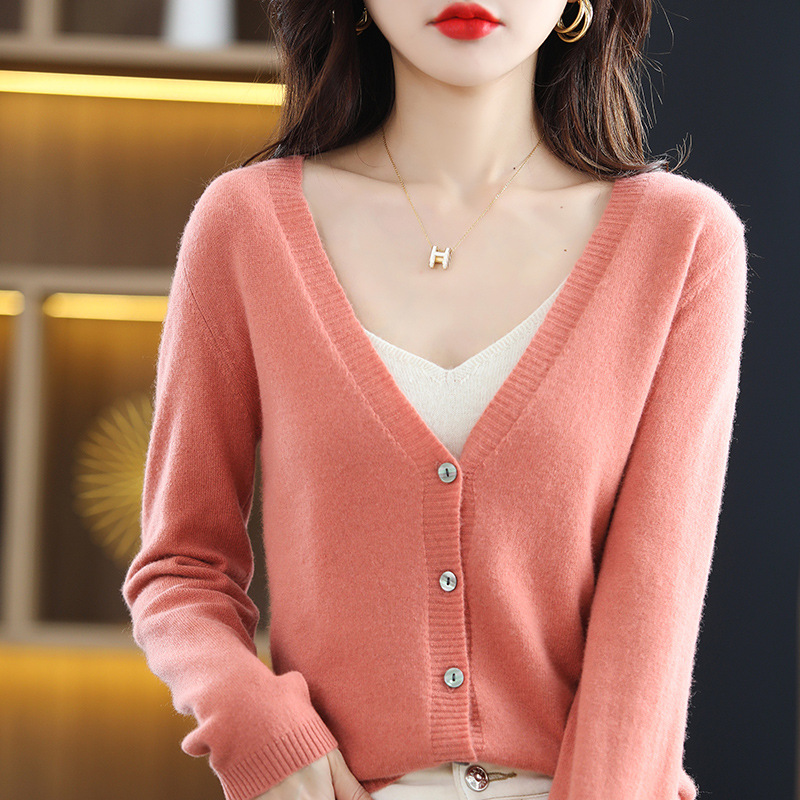 2023 spring and autumn Cross border lady Sweater Korean Edition V-neck plane knitting Cardigan Outside the ride sweater One piece On behalf of