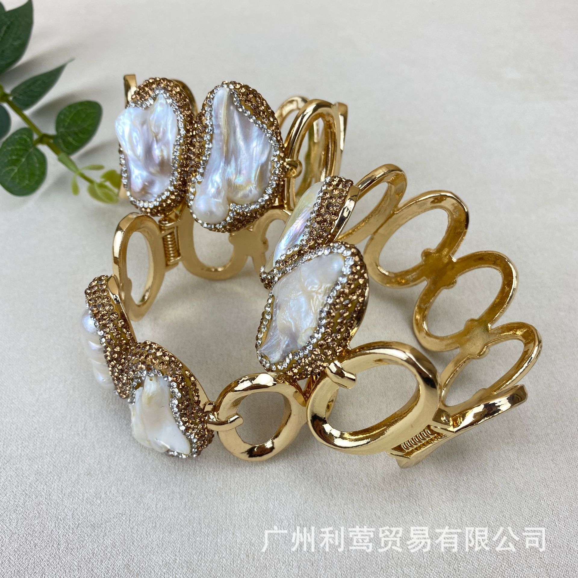 Organic bracelet pearl