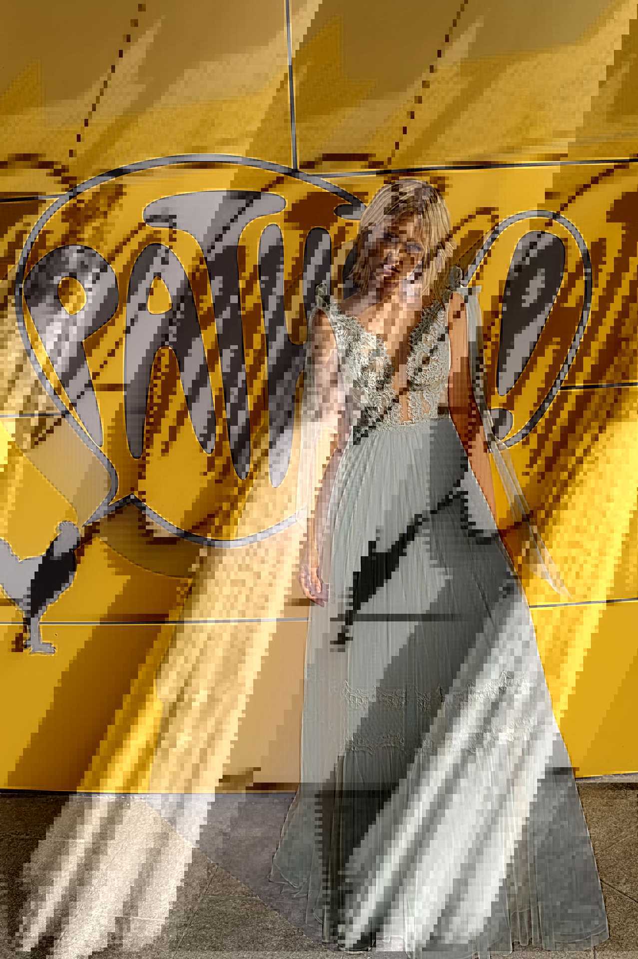Primavera europea y americana y verano Comercio exterior nueva ropa de mujer deseo Amazon nuevo vestido delgado con cuello en V Vestido largo de color sólido transfronterizo image 5