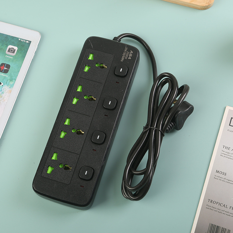 Multi-interruptor enchufe de doble cañón tarjeta de succión blanco y negro concha verde puerta de seguridad comercio electrónico transfronterizo Arabia Saudita