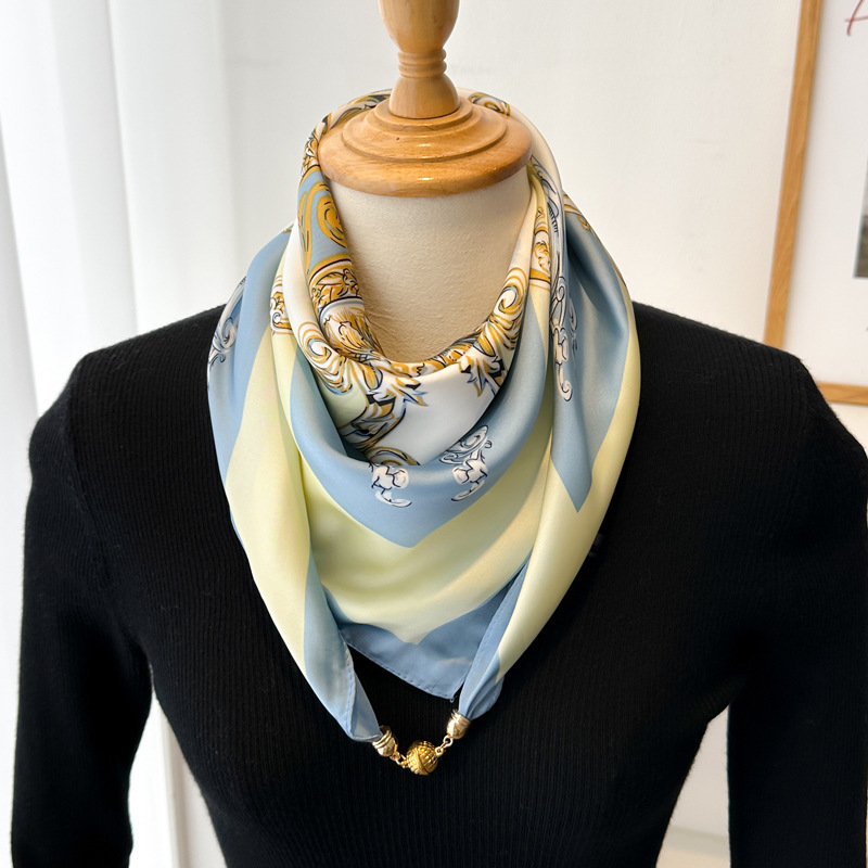 유럽 ​​바티칸 70 새틴 버클-라이트 블루