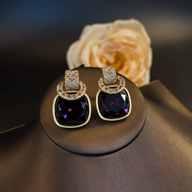 耳钉;首饰套装;项链