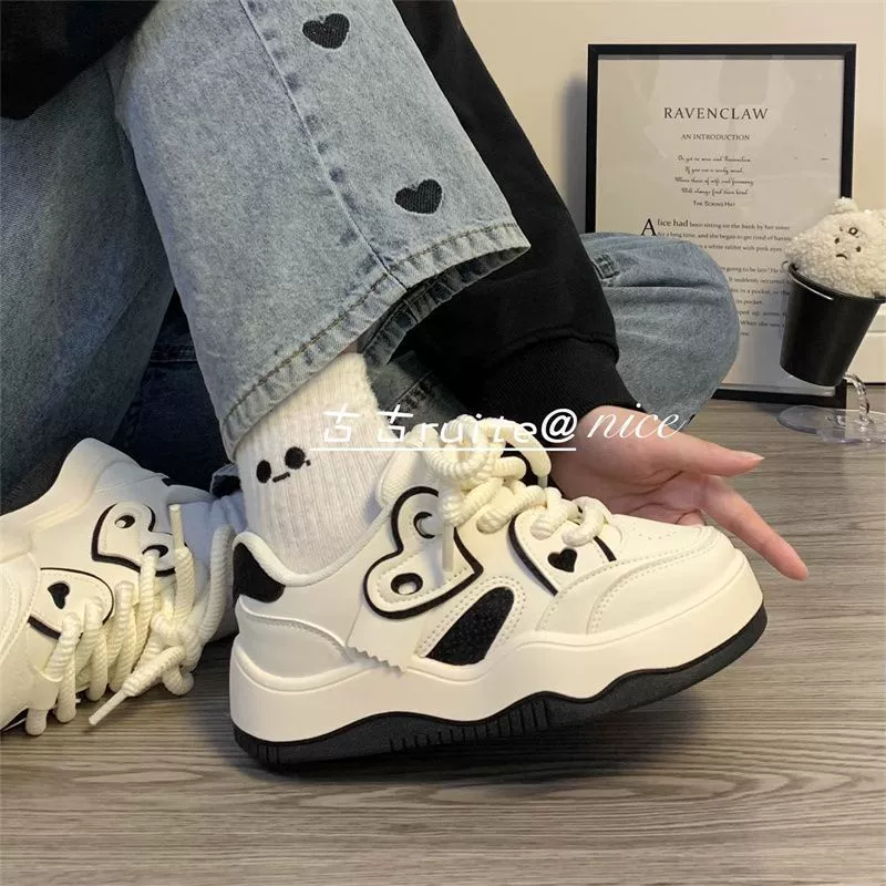 2024 осень новая оригинальная дикая толстая подошва маленькая белая обувь ins тренд допамина спортивная повседневная обувь для детей