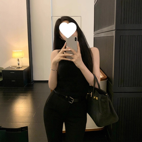 2906 #Black hanging neck knitted halter vest women's autumn and winter sexy short figure-fitting top bottom shirt