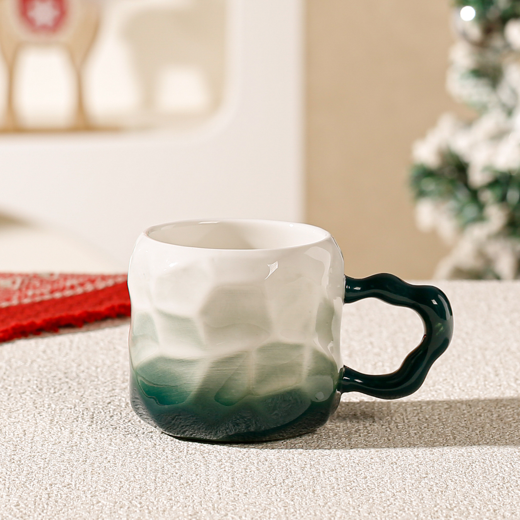 Taza de cerámica navideña transfronteriza Taza de café con tema navideño Taza de elemento navideño verde rojo Comercio electrónico transfronterizo al por mayor