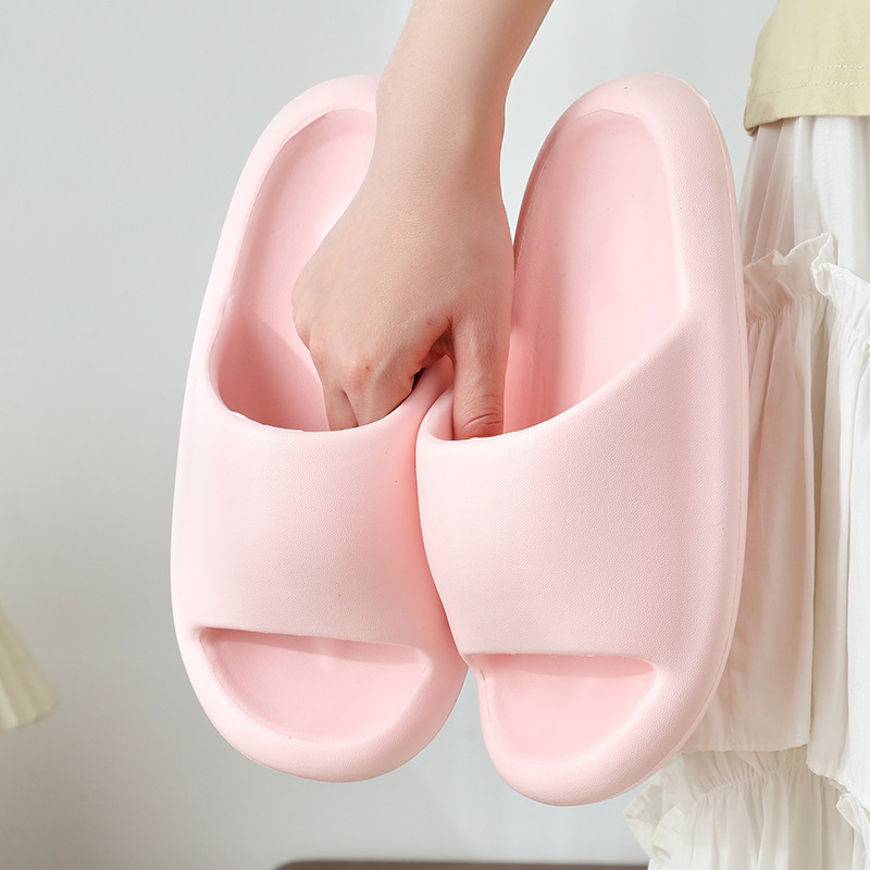 Cream-Colored Slippers with Widened and Rounded Soles for a Family of Four, Suitable for Bathroom, Bedroom, Washing, and Home Use, Factory Wholesale Cream-Colored Slippers with Widened and Rounded Soles for a Family of Four, Suitable for Bathroom, Bedroom, Washing, and Home Use, Factory Wholesale
