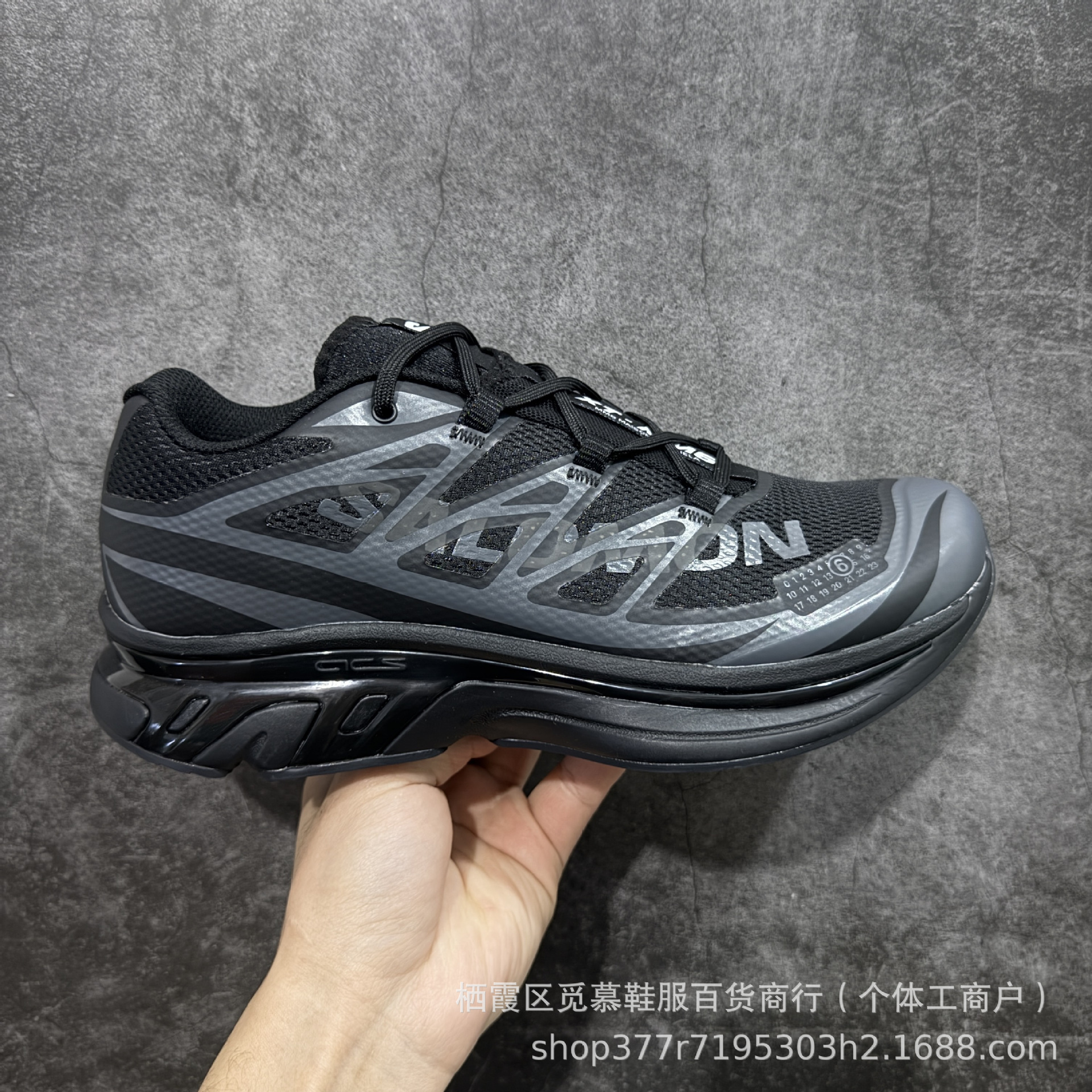XTMM6 black gray