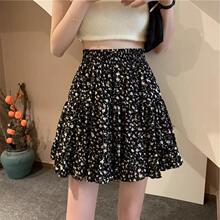 碎花小雏菊半身裙女防走光夏季2025新款雪纺荷叶边甜美a字短裙裤