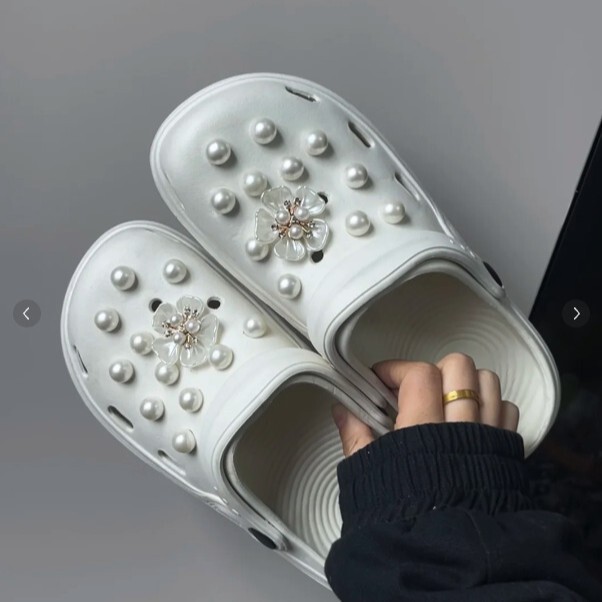 24 High Sense Rose Five-petal Sun Flower Pearl Flower Shoe Buckle DIY Hole Shoes Accessories Decorative Buckle