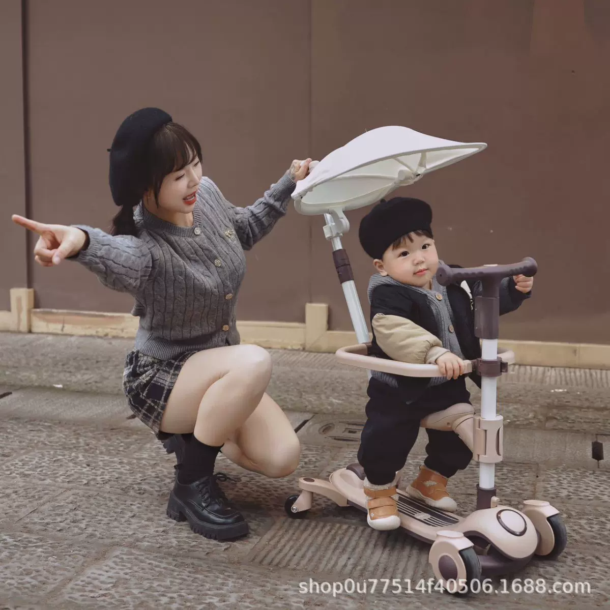 儿童滑板车1-3-6-14岁男女小孩宝宝可坐推溜溜踏板车音乐灯光