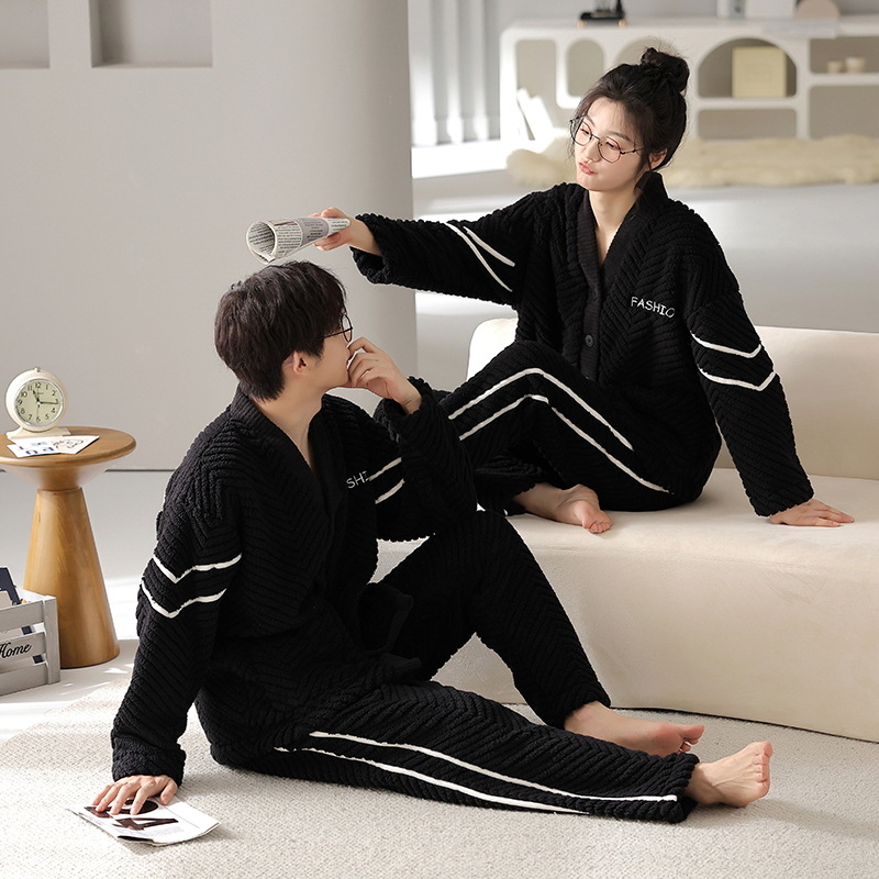 Coral polar pareja pijamas de invierno de las mujeres de manga larga kimono japonés con cuello en V estilo coreano de dibujos animados lindo traje de homewear de los hombres