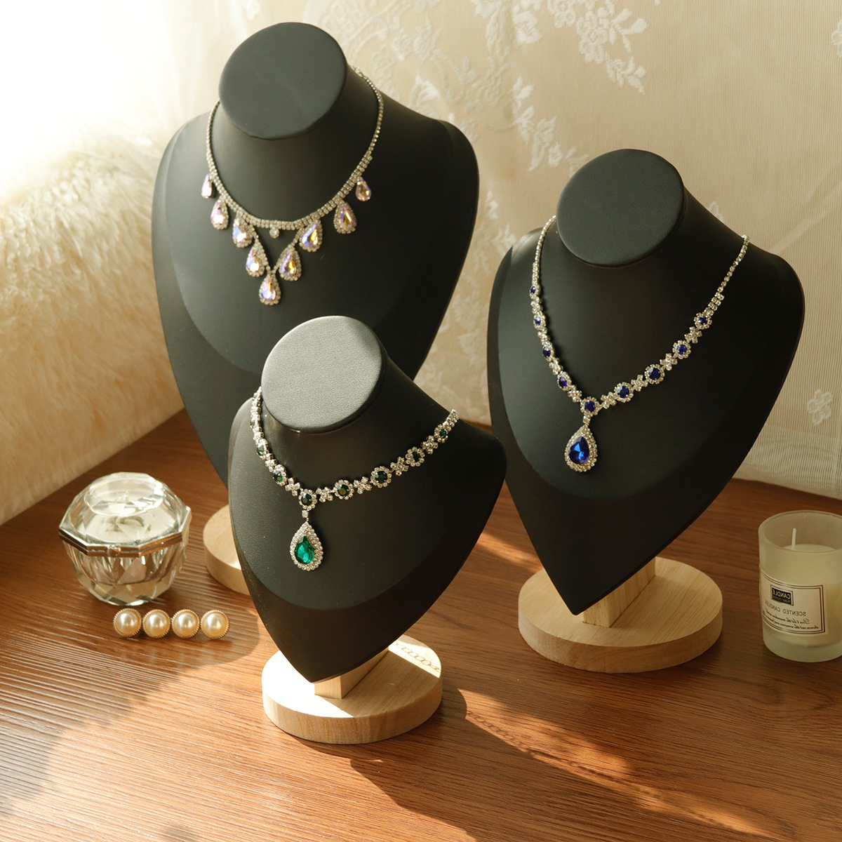 ԭľ�����Ӿ�ģ������Ʒ��������չʾ�ܵ�׹�����鱦����չʾ��