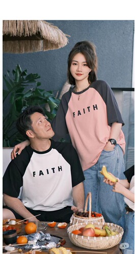 Summer new parent-child wear, Korean version, contrasting color short-sleeved Tt-shirt, family wear, leisure activity performance clothes for a family of three or four