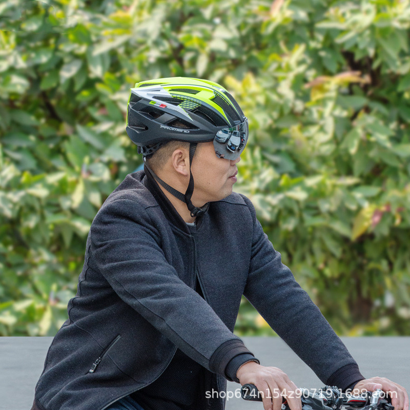 Casco de bicicleta bicicleta de montaña con espejo de viento deportivo al aire libre integrado formación de equipos de casco de bicicleta al por mayor