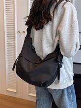 ţ�򲼰���б���Ů2025�¿�r�Іμ���������W�����nͨ����Ӱ�