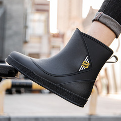 Men's Mid-Center Rain Boots with Fleece, Fashionable Adult Water Shoes, Flat, Non-Slip, Waterproof Rubber, Factory Wholesale, Warm Rain Boots for Men