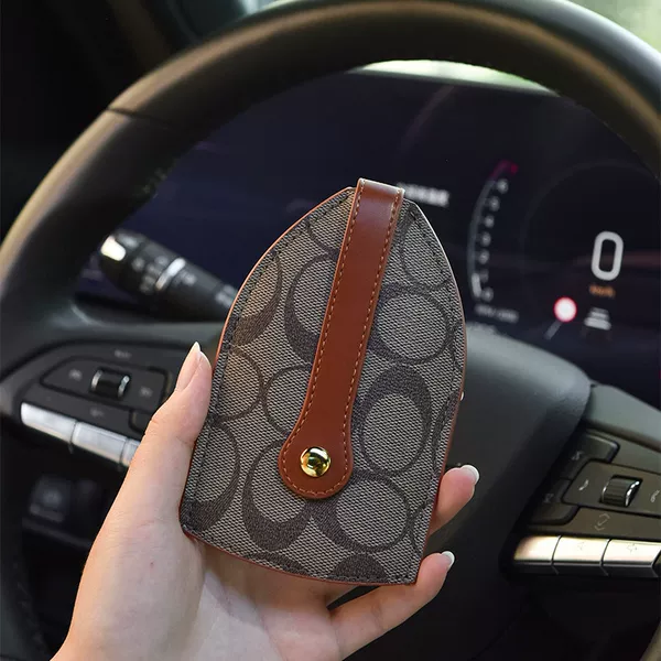 New Fashionable Retro Car Key Bag, Pull-Out Multi-Functional Universal Key Bag, Men's and Women's Key Storage Bag