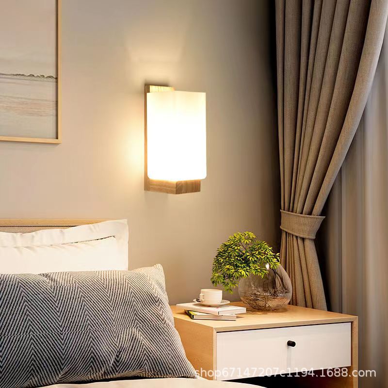 Lámpara de noche de dormitorio de madera de estilo japonés madera maciza creativa pastoral China lámpara de pared de hotel color madera sala de estar lámpara de pasillo