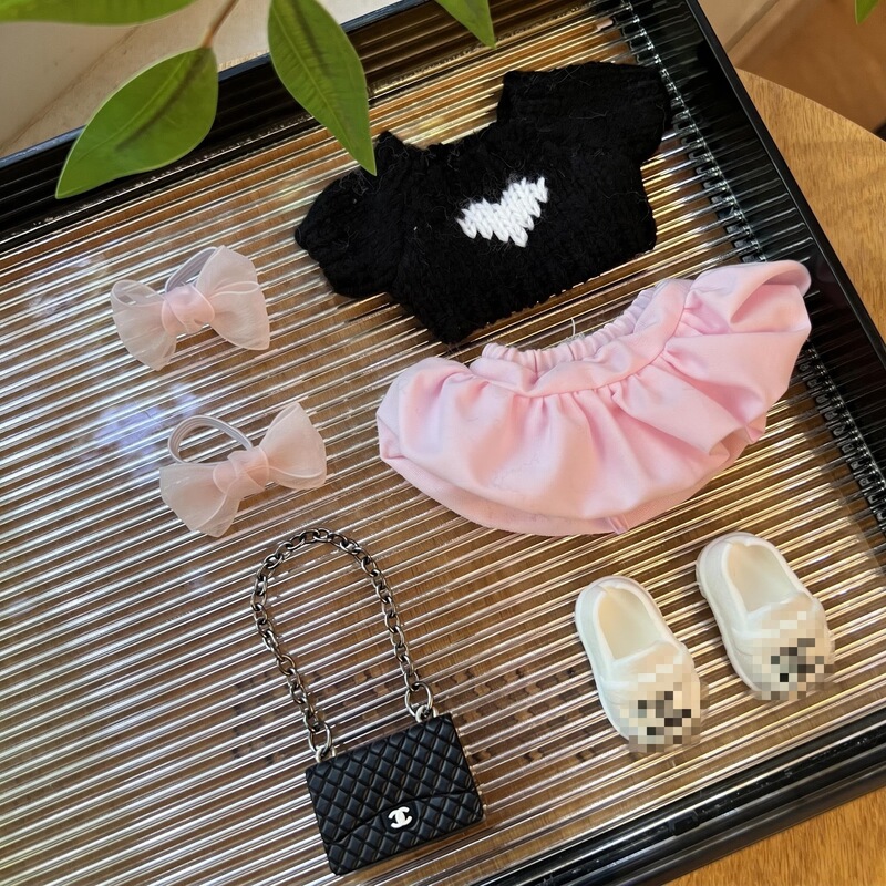 [Baby Clothes Accessories] Trendy Doll Dressing Accessories Black Background White Love Sweater Pink Skirt Baby Clothes Decoration