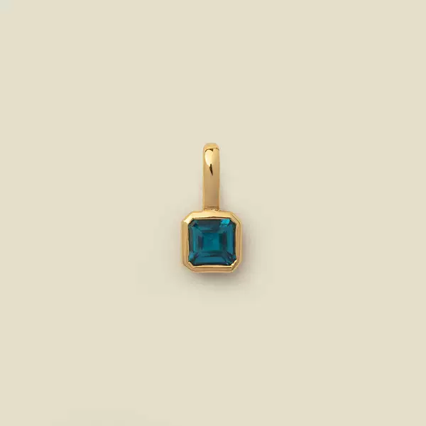 Pendant, 9 month