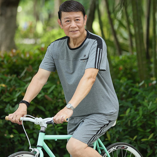 Summer Middle-aged and Elderly Round Neck Loose Dad's Short Sleeve Cotton T-shirt Sports Suit Men's Elderly Thin Clothes Wholesale