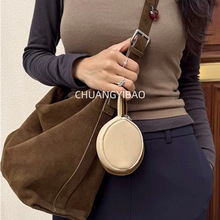 �nϵ��Ƥ�q���ذ���Ůʽ2025�¿�������߼�С����ײ��μ�б���